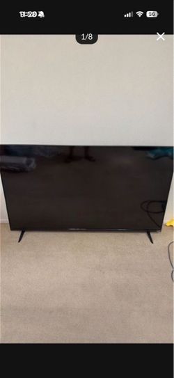 Big Screen Vizio TV 60 inch , 1080p , 4 HDMI and RCA Hookup!