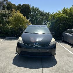 2014 Toyota Prius V
