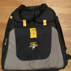 CLC E-Charge Backpack
