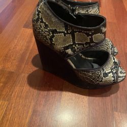 Michael Kors, Ugg’s, Nike, Rebook,Clark, Born,BCBG, Crocodile Skin,Snake Skin, Candy 