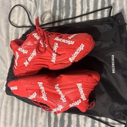 Balenciaga 
