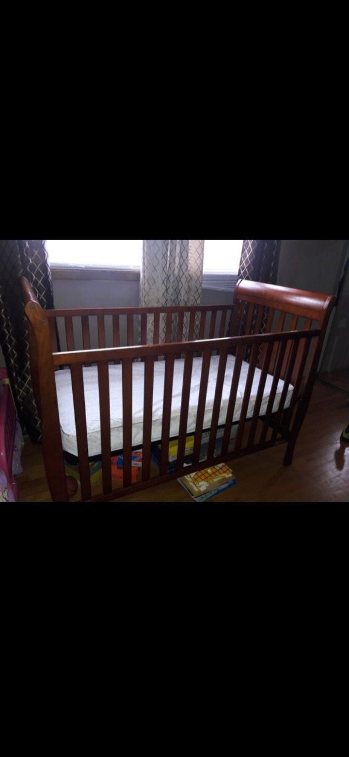 Baby Crib 