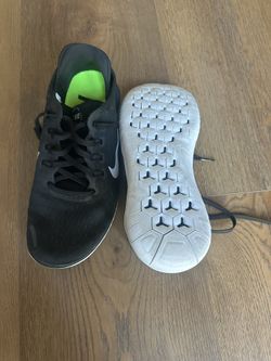 Women’s Nike Running Shoes Size 9