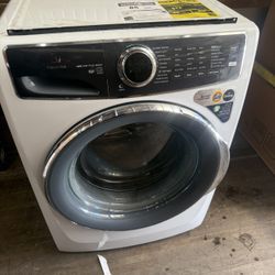 Electrolux FrontLoad Washer 