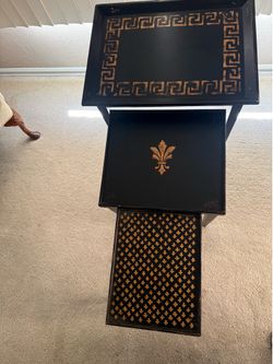 3 Table set
