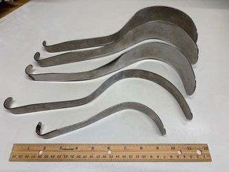 Set of 5 stainless steel ribbon retractors, approximately 13 inches in length