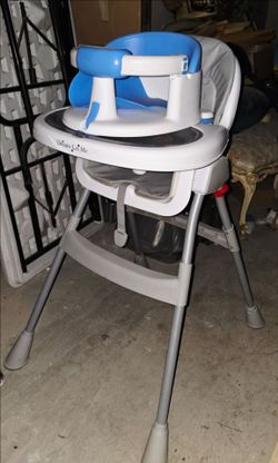Dream On Me Baby High Chair & bath chair