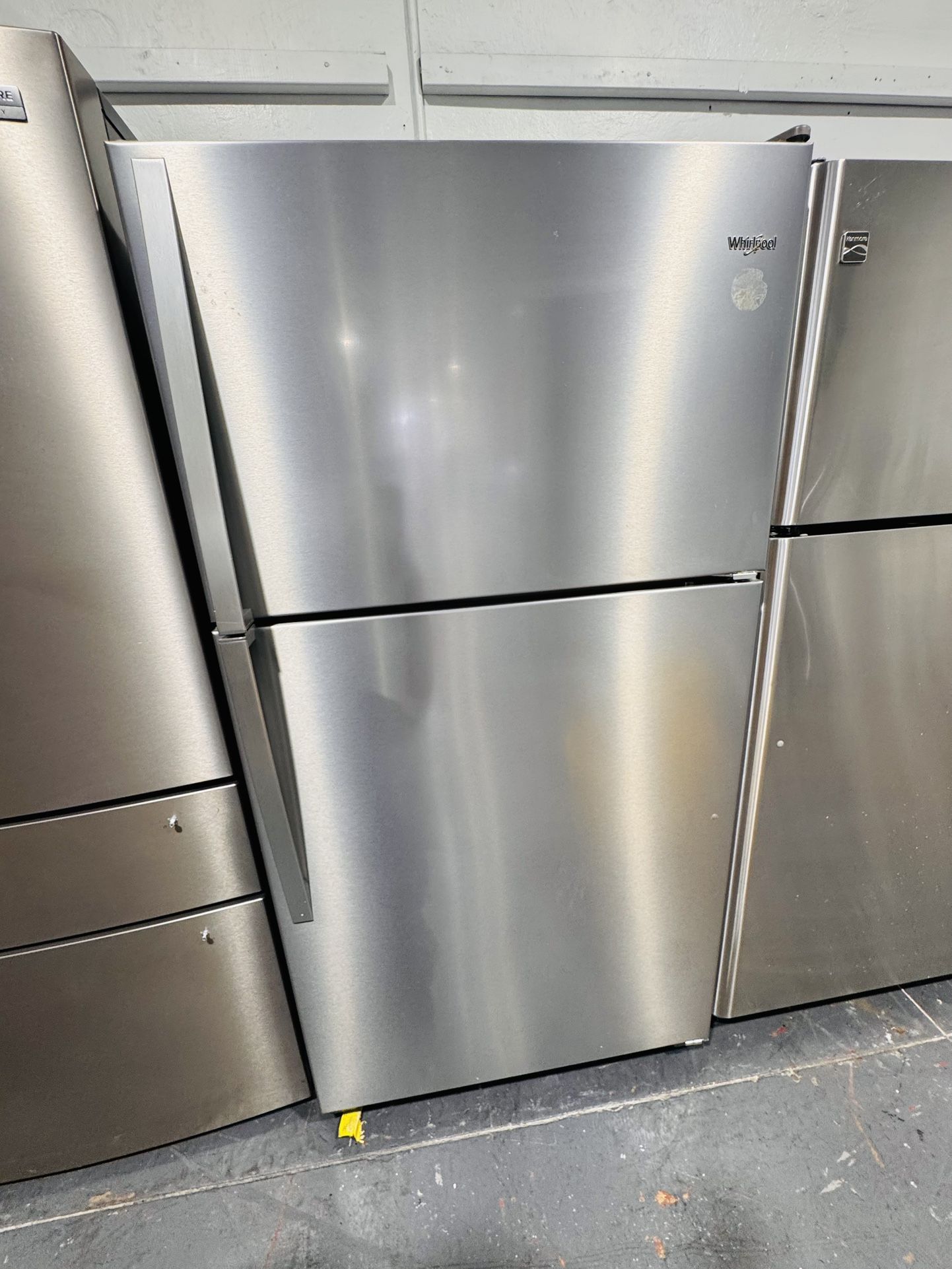 33” WHIRLPOOL TOP FREEZER