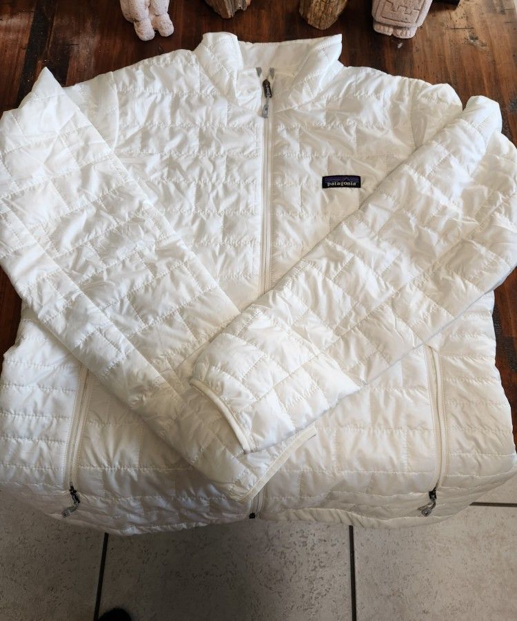 Womans XL Patagonia NANO jacket