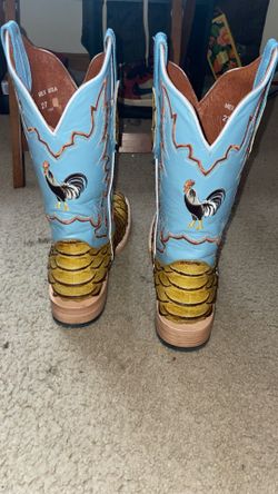 Men’s Boots Size 8.5