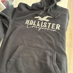Black Embroidered Hollister Hoodie Size Medium 