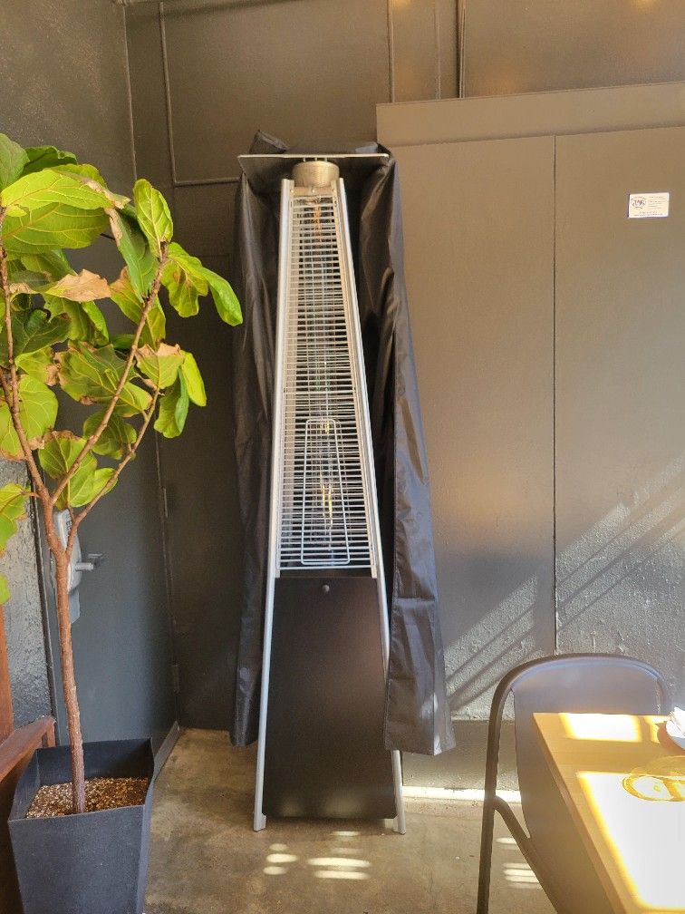 Brand NEW NEVER USED Patio Heater With Cover