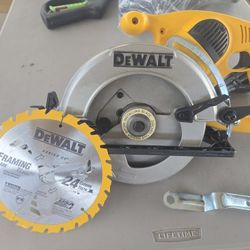 Dewalt Framing Saw