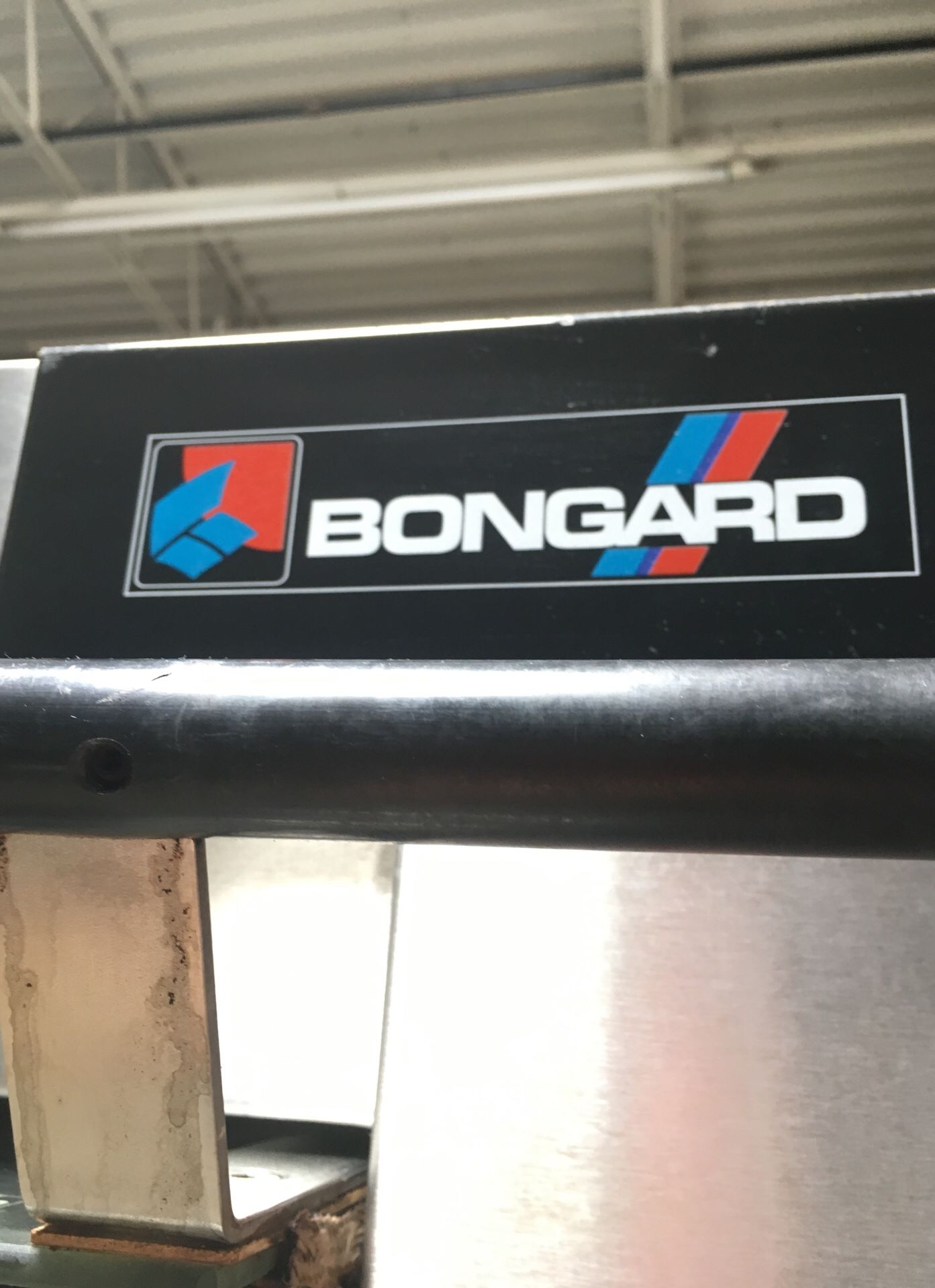 Bongard 4 Deck Artesian Oven. Home improvement