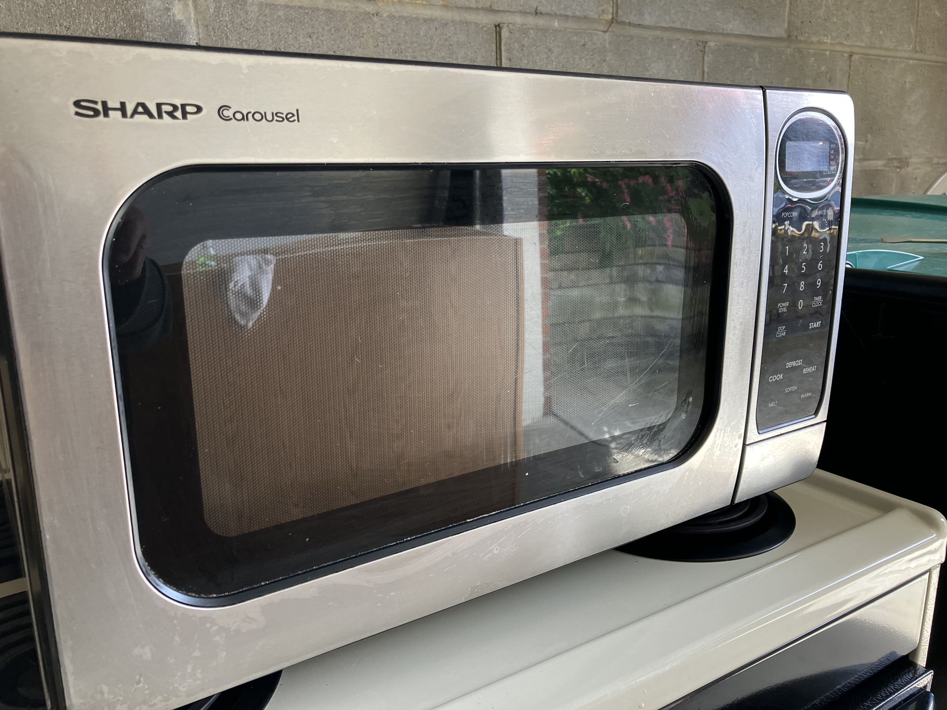 Microwave Sharp Carousel R305ks