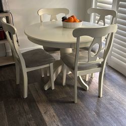 Kitchen Table And Four Chairs 