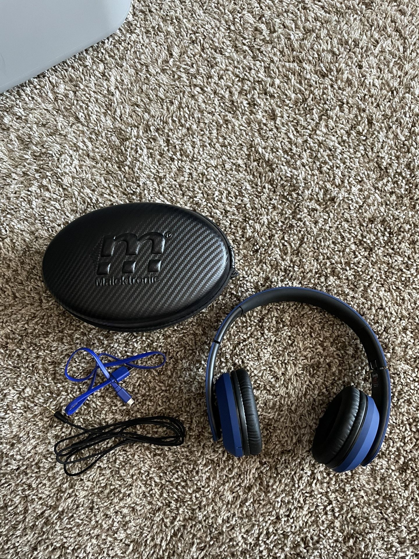 Malektronic Gravity Headphones