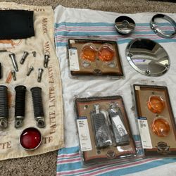 Harley  Davidson Motor Accessories. Some New, some used or new out of package. 