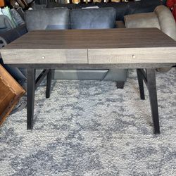 Graydon Computer Desk *Two-tone: Gray and Black *chair included*