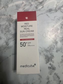 Korean Skincare. Medicube Red Moisture Real Sun Cream SPF50+ PA++tt
