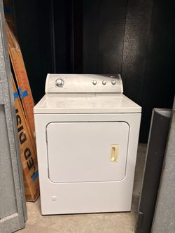 Whirlpool White Electric Dryer