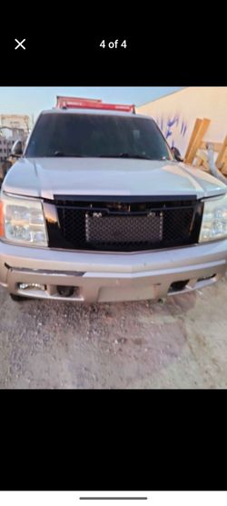 02-06 Escalade honeycomb grille