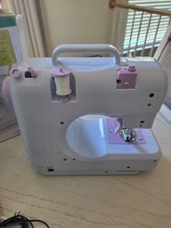 Ninonly Mini Portable Electric Sewing Machine for Beginners with 12 Built-In Stitches