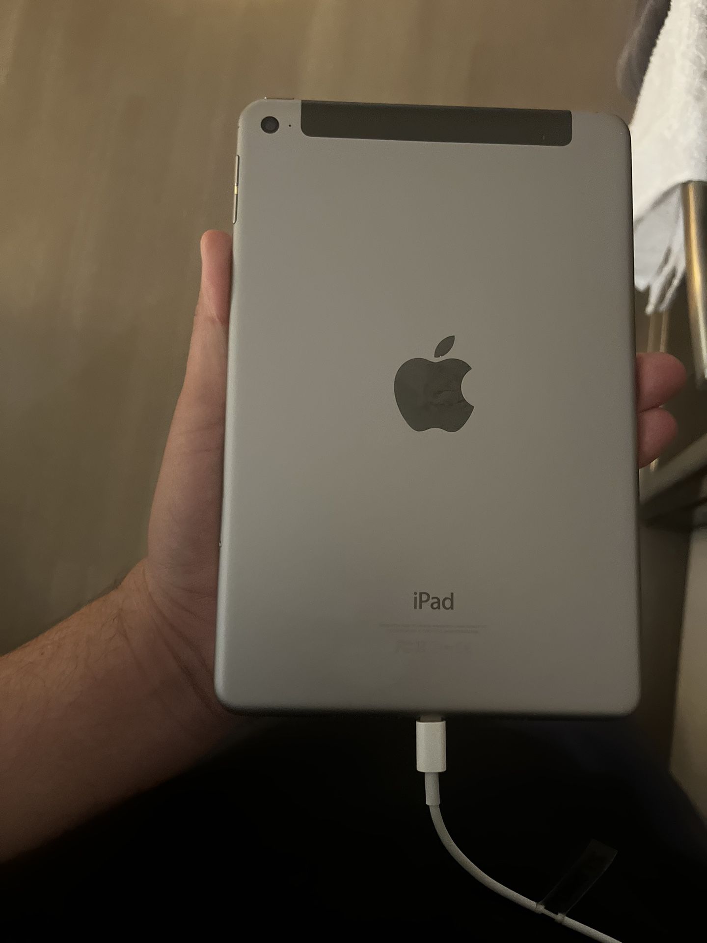 I Pad Mini 4