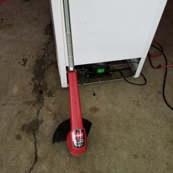 Elc Weedeater 