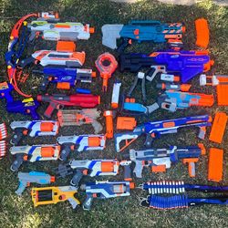Nerf Gun Lot With Attachments 