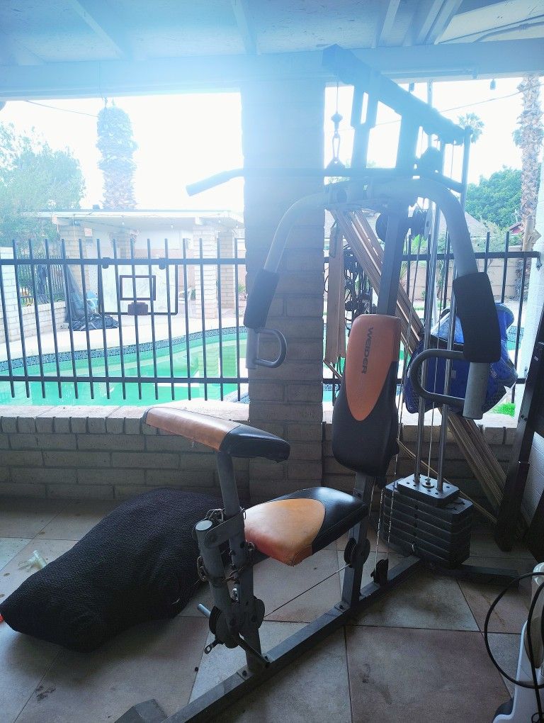 Weider 2980X Exercise Machine.