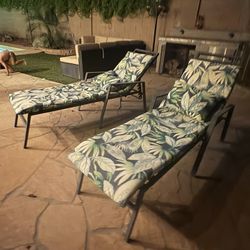 Pool Lounge Chairs