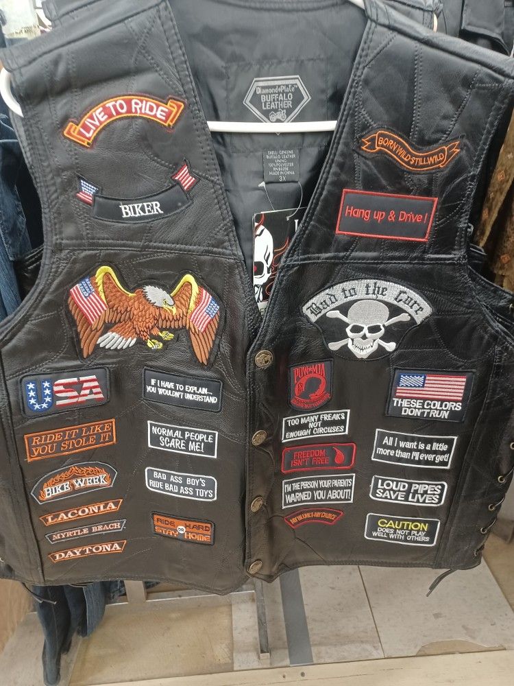 3XL FULLY PATCHED LEATHER BIKER VEST
