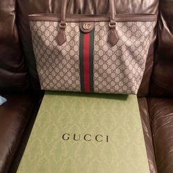 Gucci Medium Tote
