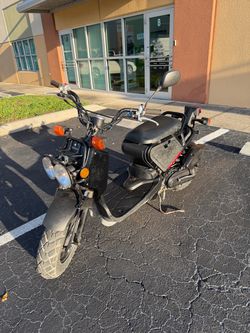 Honda ruckus scooter 50cc