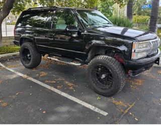 chevy tahoe 2dr