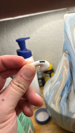 Airpod (1st gen)