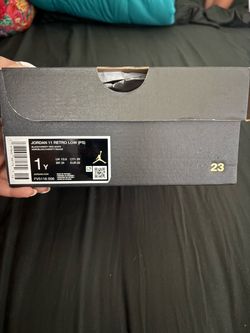 Jordan 11 retro low