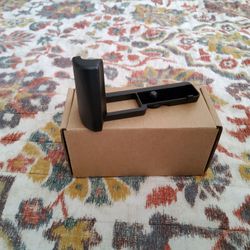 Canon EOS M10 Grip Extender