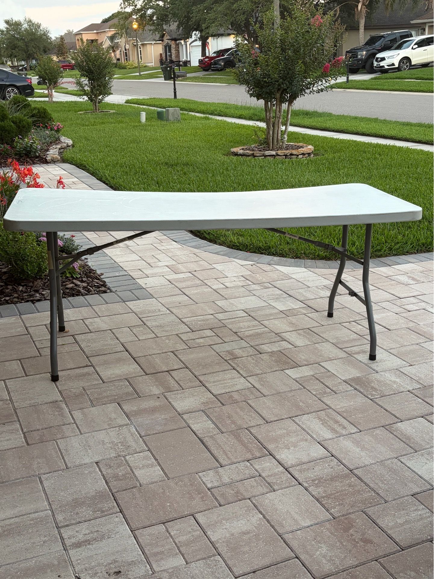 6 Ft Table