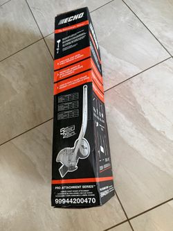 Curved shaft edged attachment