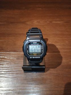 Casio G-Shock DW-5600E 3229 Black Rubber Watch Band Used Alarm Timer Stop Watch Backlight