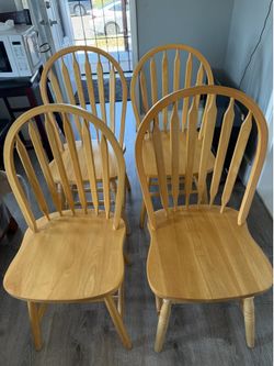 Set of 4 Oak Windsor Bow Back Dining Chairs