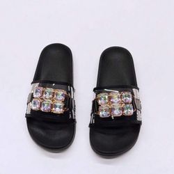 Ladies Slides Size 10