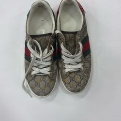 Gucci Shoes 