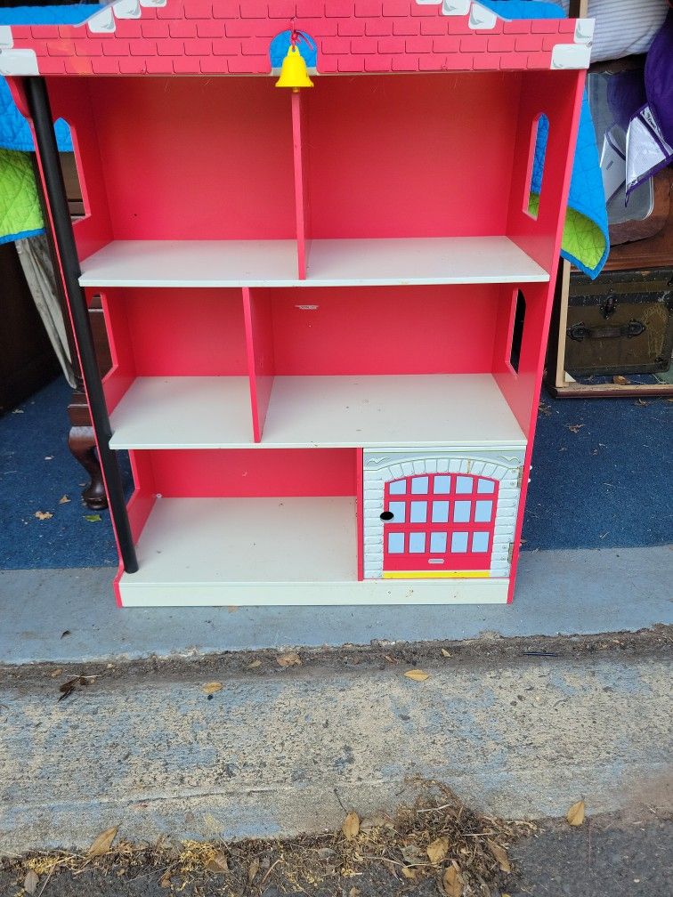 Children's Book Shelf