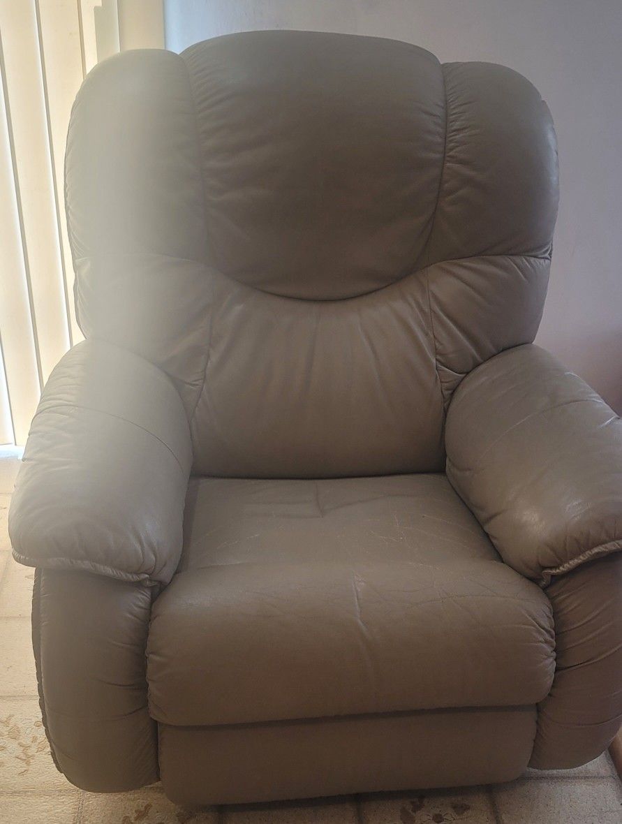Lazy Boy Reclining Chair