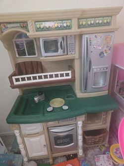 Kids kitchen play set