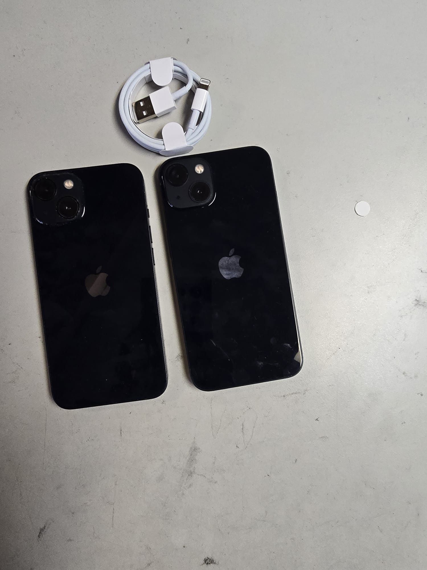 Iphone 13 att&t fully paid 128 gb factory unlocked for all carriers including metropcs international. Good gift for Christmas