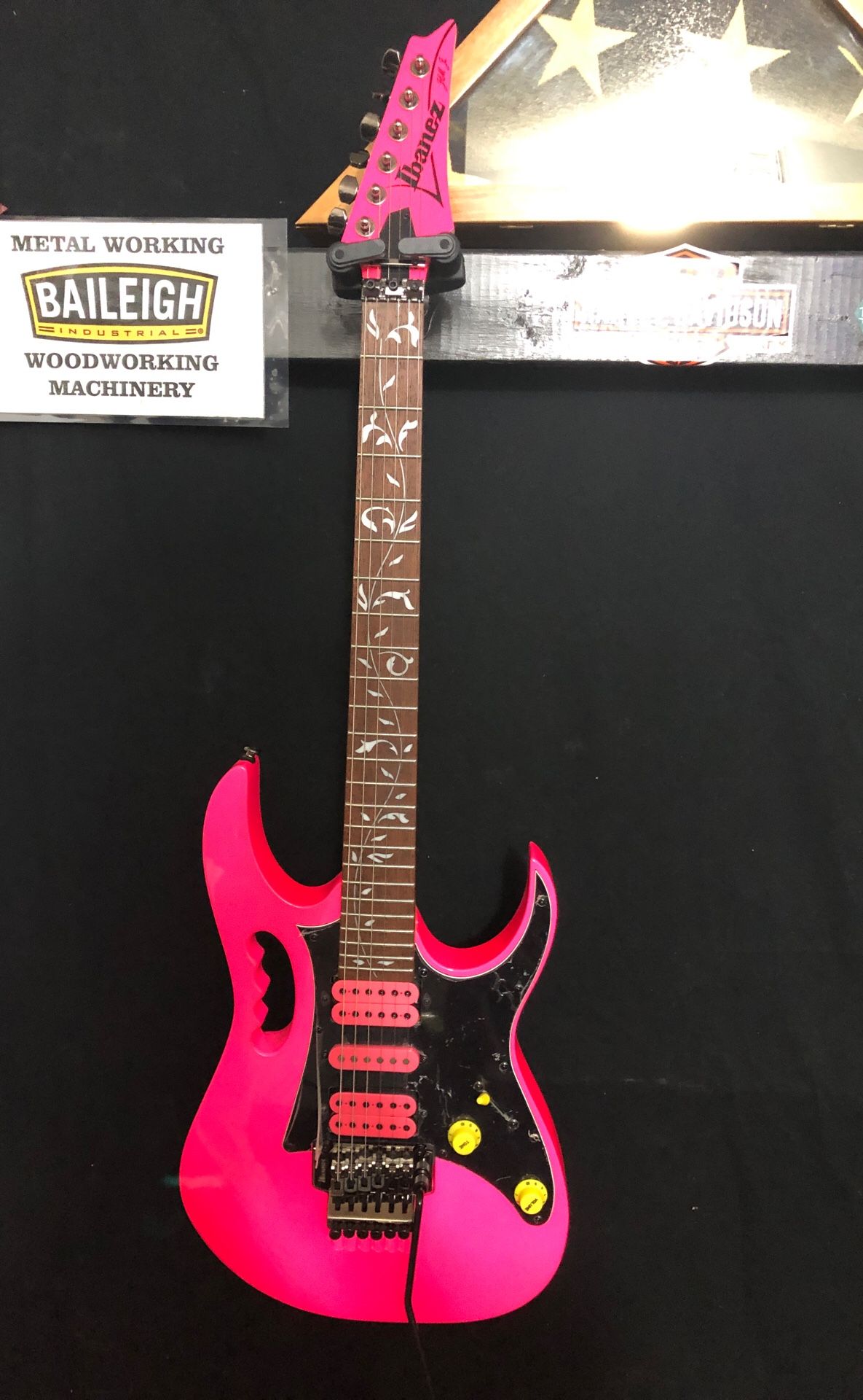 Ibanez JEM Jr Pink / New Conditions/ great buy